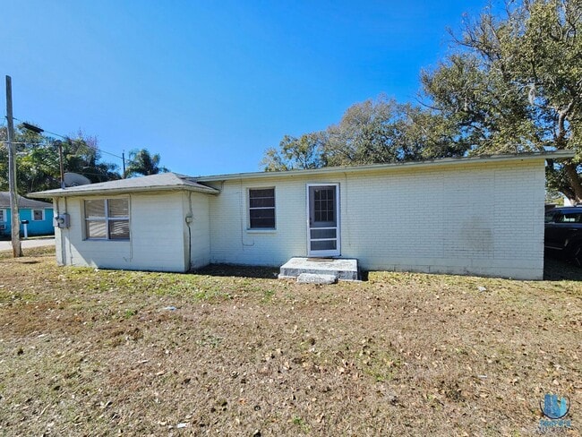 Building Photo - 2 BEDROOM, 1 BATHROOM House for rent in Lakeland - Available NOW !