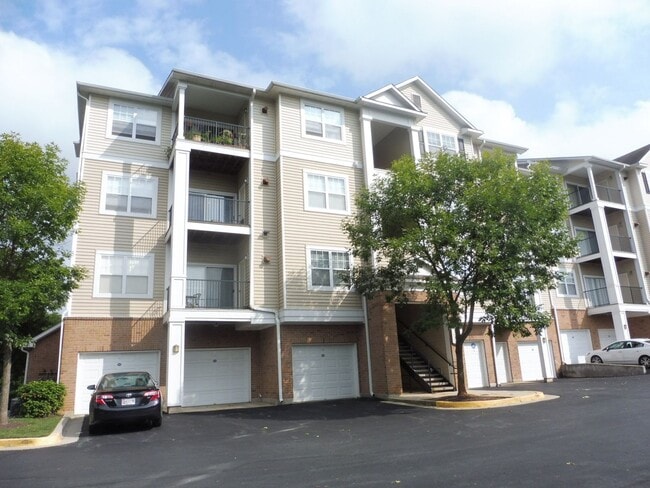 Photo - Private Ground Floor Condo in the Heart of Germantown