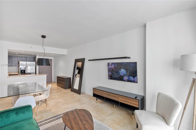 Photo - 185 SE 14th Terrace Unidad 2602