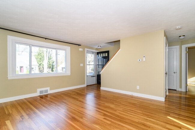 Photo - 7 Ferndale Rd