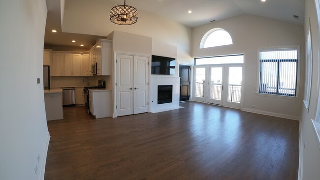 Photo - 1701 W Chicago Ave