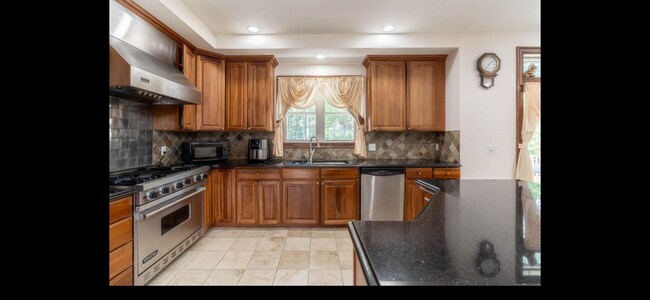 Photo - 58 Tide Mill Rd