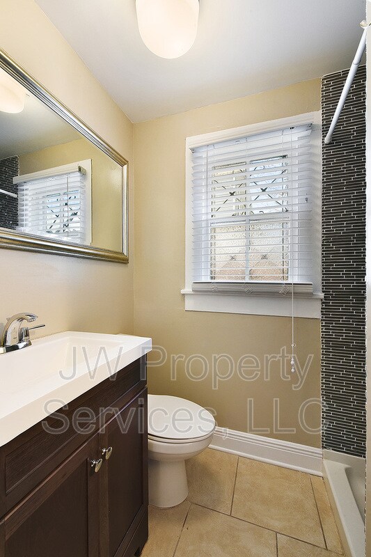 Photo - 1611 Hesiod St Unit #3