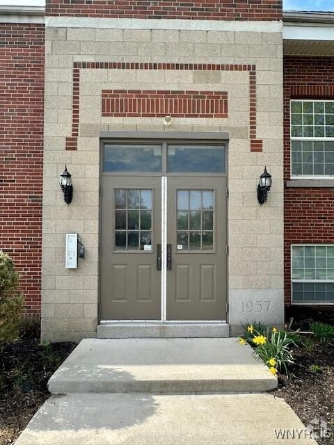 Building Photo - 786 Kenmore Ave Rental