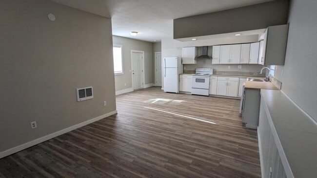 Photo - 3967 Hayesville Dr NE