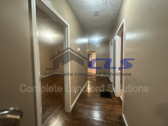 Photo - 2518 Jefferson St