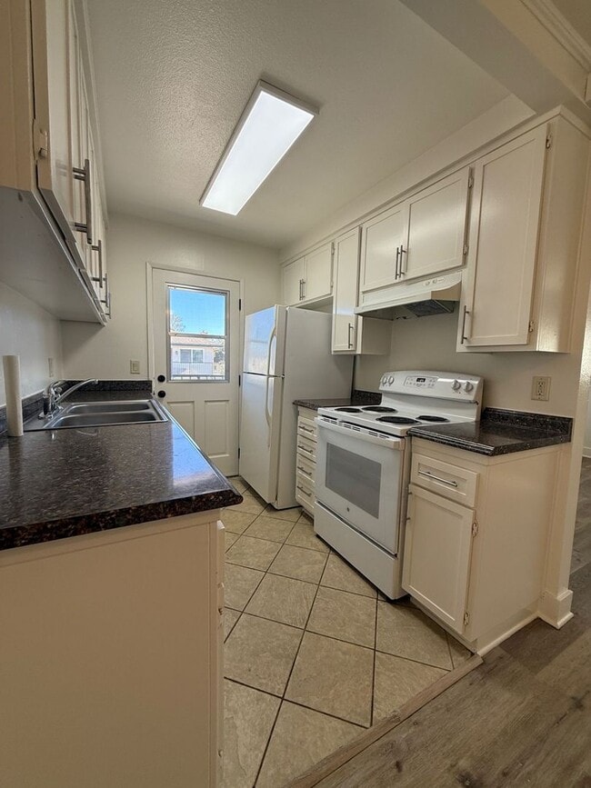 Photo - Spacious Living in the Heart of Ventura