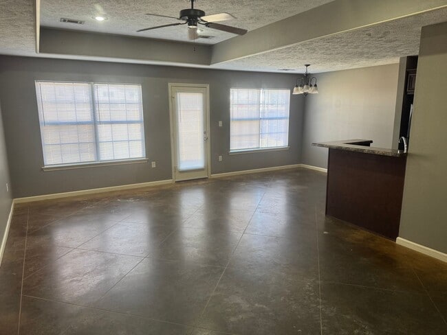 Photo - 1015 Wineberry Rd