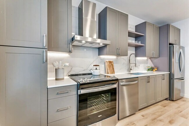 Photo - 13100 Noel Rd Unidad 539