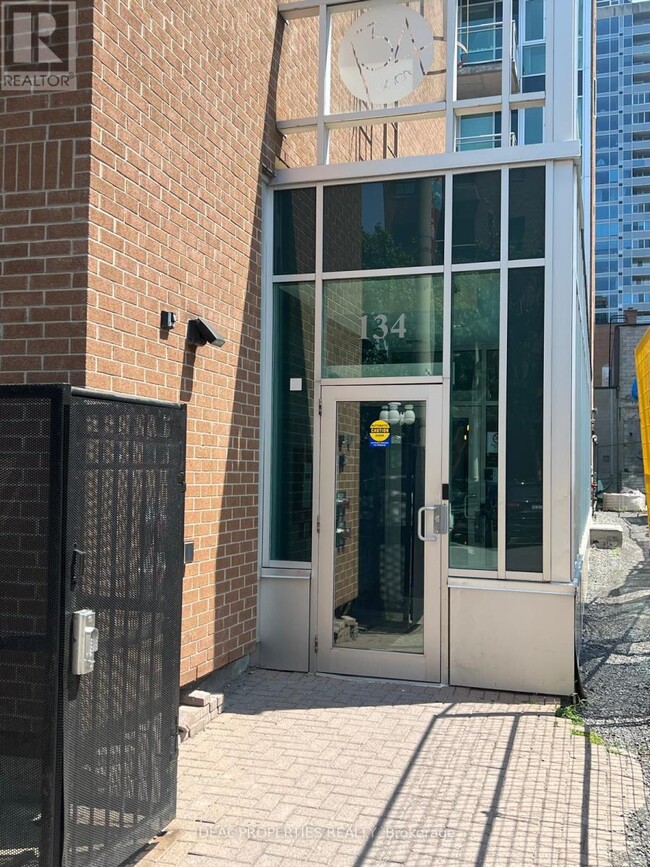 Photo - 134 York St Unité 207