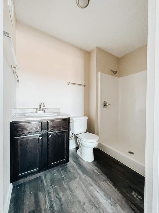 Photo - Eastland Village Apartments