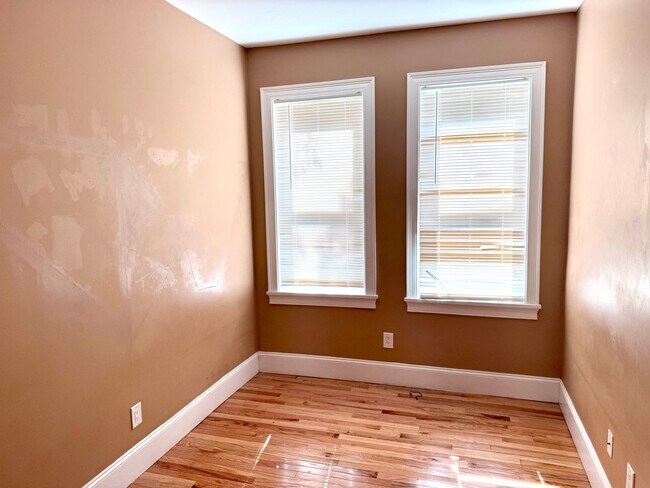 Photo - WOW!  MODERN 4 BED/2 BATH IN BRIGHTON - CENTRAL AIR, LAUNDRY IN-UNIT