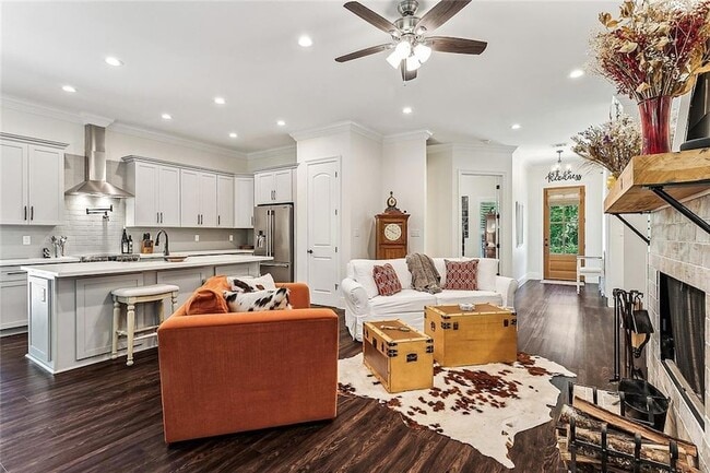 Photo - 12099 Jones Rd