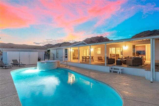 Photo - 566 Lake Michigan Ln