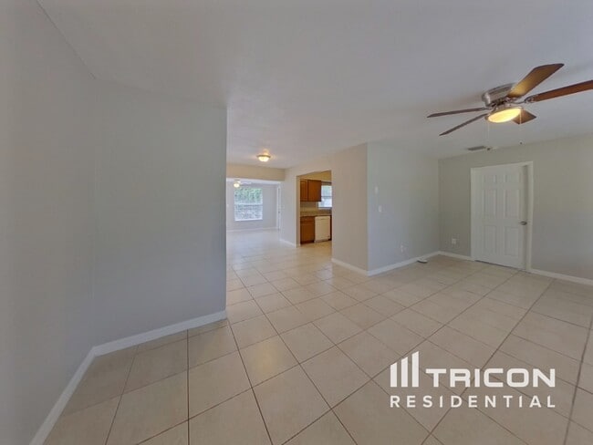 Photo - 2529 Brentwood Dr