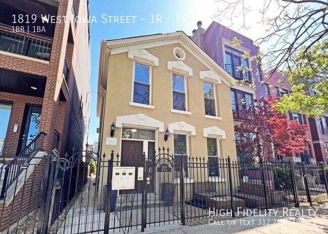 Building Photo - 1819 W Iowa St Unit 1R Rental