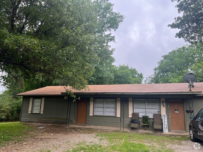 Building Photo - 433 County Road 2865 Unit 433 Cr 2865 #4 Rental