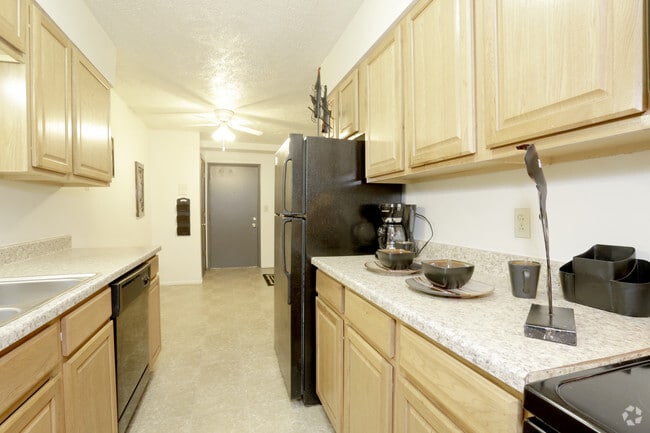 2 Bedroom - Kitchen