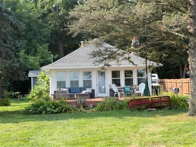 Building Photo - 3407 Crystal Bay Rd