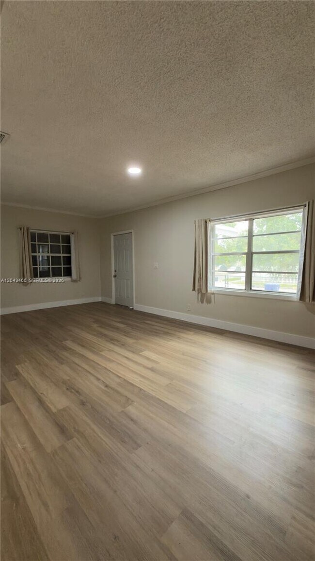 Photo - 103 NW 35th St