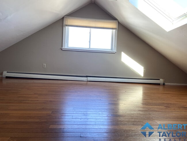 Photo - 8 Sunset St Unit 4