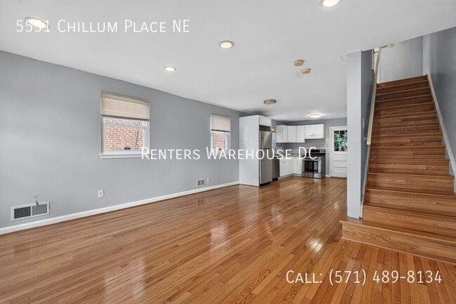 Photo - 5551 Chillum Pl NE