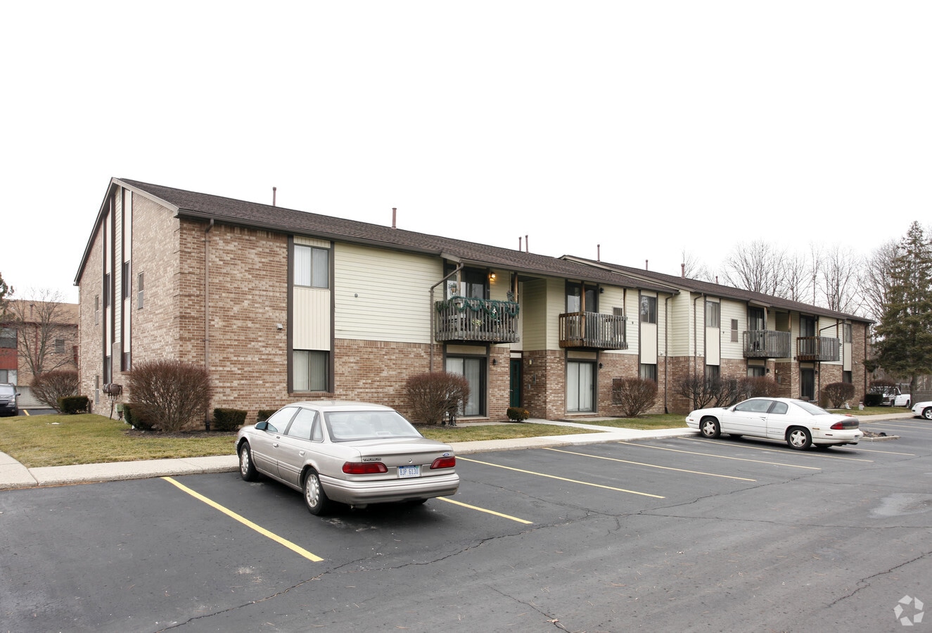 Photo - Maple Ridge Apartments