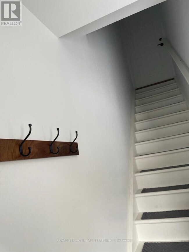 Photo - 812 Centreton Rd