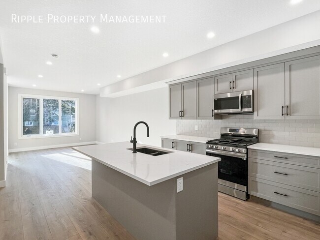 Photo - Brand-New Home in Killarney-Glengarry | 3 Months Free Internet | Pets Friendly