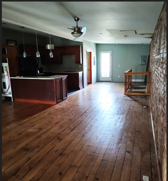 Photo - 105 E Main St Unit 3