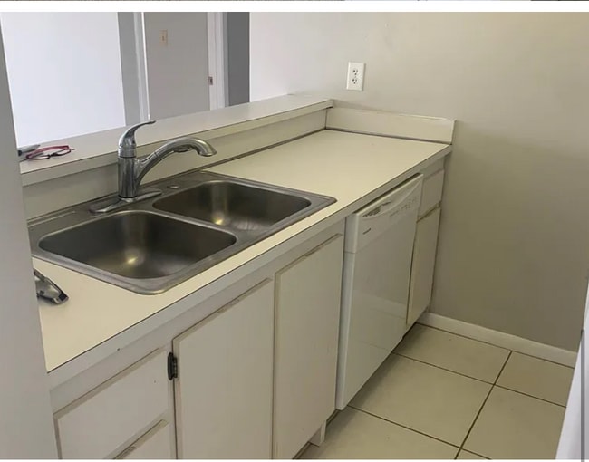 Photo - 770 NW Fork Rd