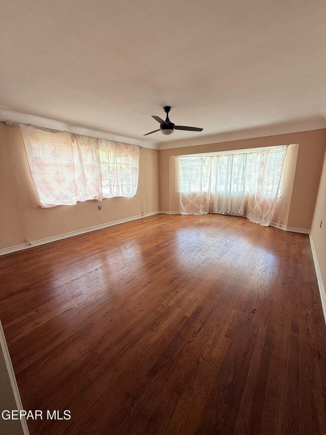 Photo - 601 Blacker Ave