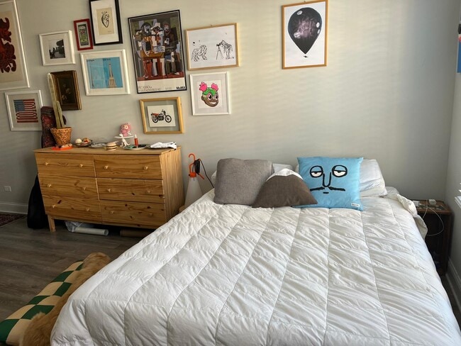 Photo - 3116 N Milwaukee Ave Unidad 3W