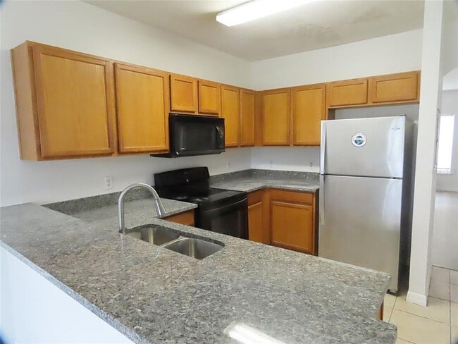 Photo - 427 Wilton Cir