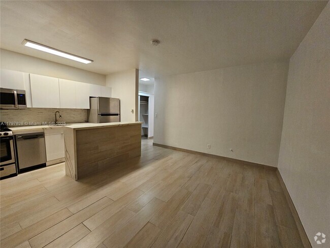Building Photo - 1723 Liberty St Unit 3 Rental