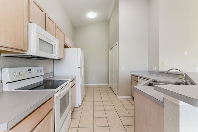 Photo - 17305 Woodcrest Way