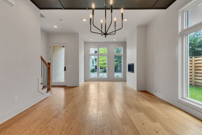 Photo - Stunning Salemtown Townhome With Fenced In Yard