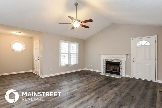 Photo - 5208 Relay Way