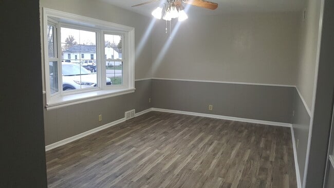 Photo - 206 S Bagby St