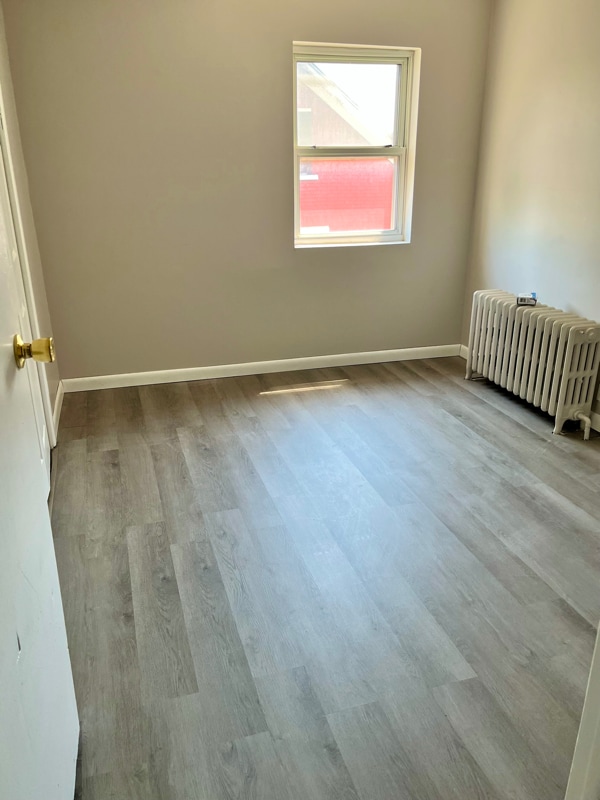 Photo - 1137 E 3rd St Unit 1