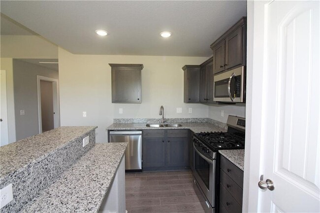 Photo - 413 Barbet Dr