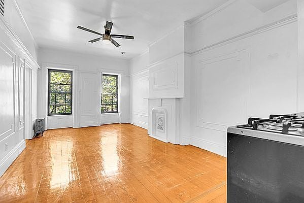44 Lefferts Pl