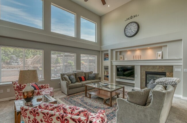 Photo - 944 Prickly Pear Pl