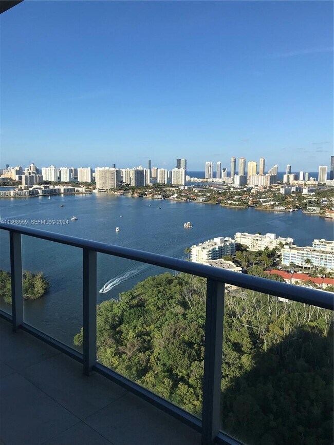 Photo - 16385 Biscayne Blvd Unit 7