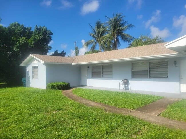 Photo - 242 SE 24th Ave
