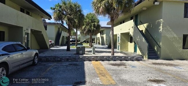 Photo - 18257 NW 23rd Ave Apartment Unit 2