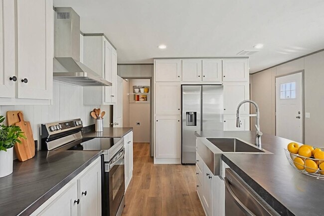 Photo - 1608 Swallowtail Dr