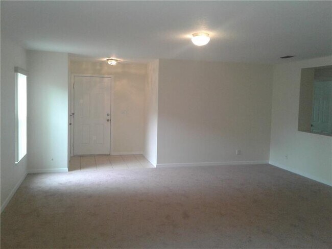Photo - 1752 SW Airoso Blvd
