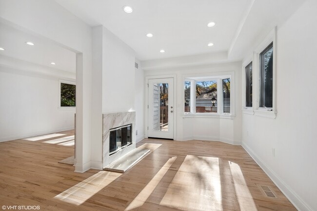 Photo - 2033 Highland Ave