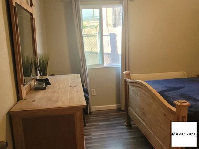 Building Photo - Spacious home for rent